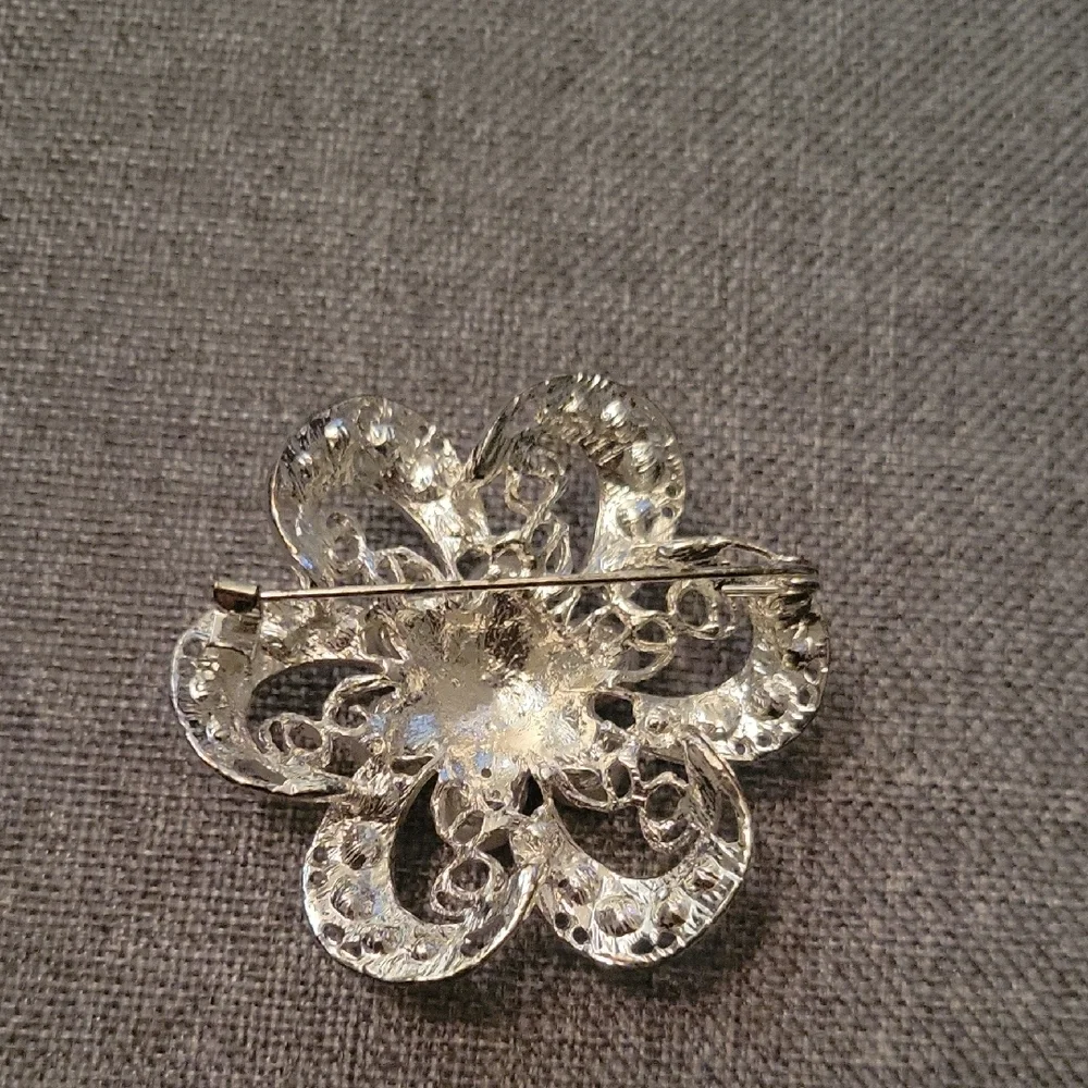 Elegant Silver and Pearl Flower Brooch